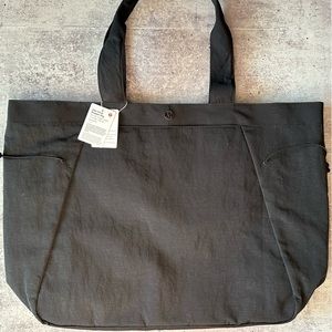 Lululemon Side-Cinch Shopping Tote Bag